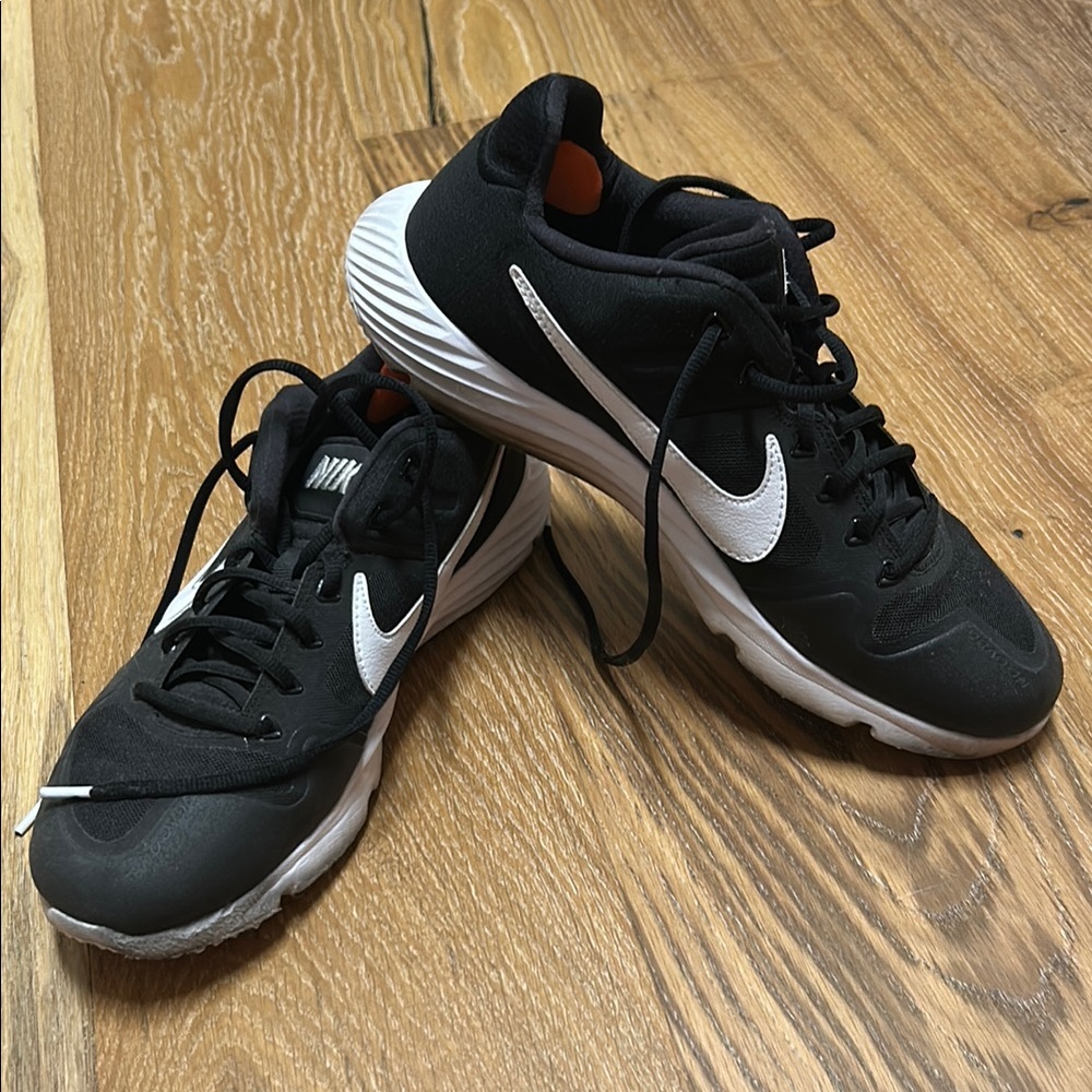 Nike Black and White Sneakers
